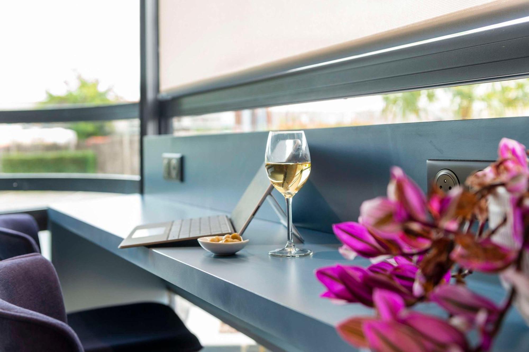 Best Western Hotel Atlantys Zenith Nantes Saint-Herblain Eksteriør billede